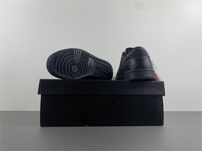 Travis Scott x Air Jordan 1 DM7866--282