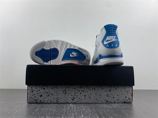 Air Jordan 4 "Military Blue"  FV5029-141