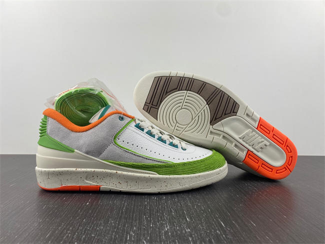 AJ2 Low x Titan  DV6206-183