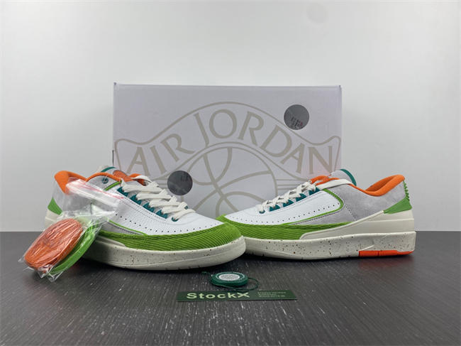 AJ2 Low x Titan  DV6206-183